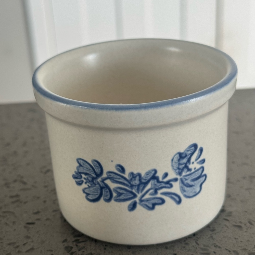 PFALTZGRAFF USA YORKTOWNE MINI CANISTER CROCK